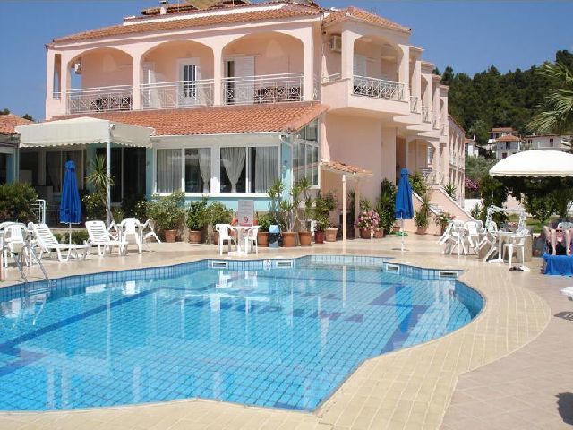 Panorama Hotel Koukounaries Buitenkant foto