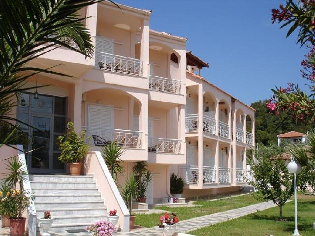 Panorama Hotel Koukounaries Buitenkant foto
